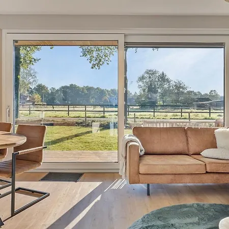 Lodge De Vos - Luxe Lodge Op De Veluwe Met Vrij Uitzicht & Omheinde Tuin *